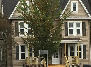 1053 Dreher Ave, Stroudsburg, PA 18360