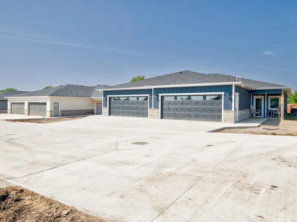 1206 Lower Loop, Arnolds Park, IA 51331