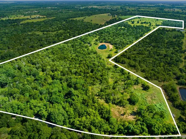 530 Chamberlin Rd, Dale, TX 78616