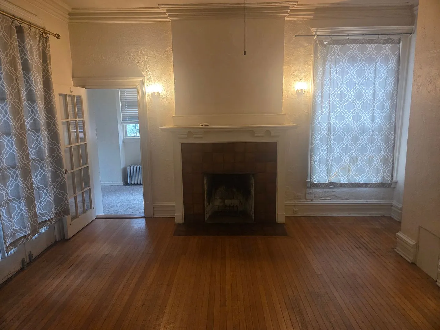 Charming 1-Bedroom Apartment in Denver's Capitol Hill Neighborhood — Photo 4