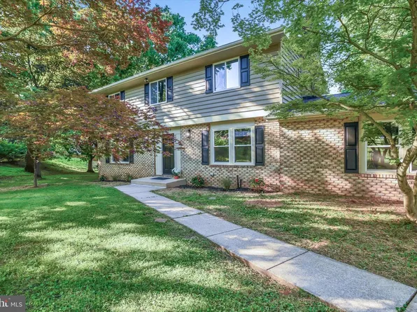 3909 Thoroughbred Ln, Owings Mills, MD 21117