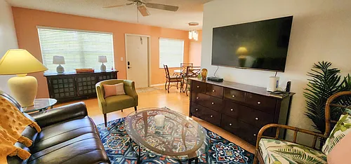 95 Spring Lake Dr #103 Photo 1