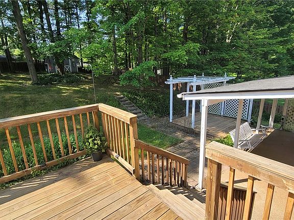 3rd image of 2182 Sherwin Dr