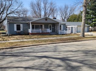 406 17th St SW, Austin, MN 55912