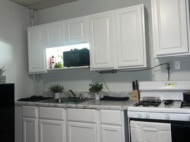 1368 E Main St, Bridgeport, CT