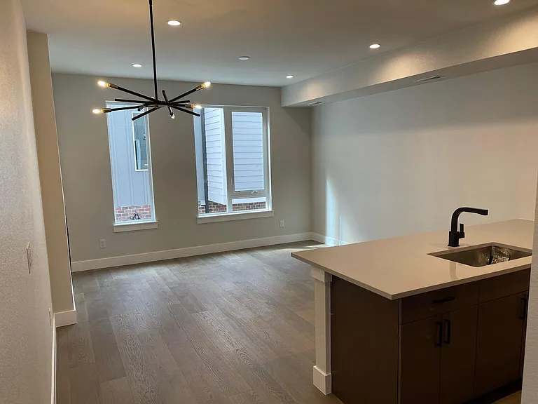 3521 S Emerson St #C — Photo 6