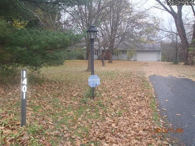 2nd image of 1401 Hillandale Dr
