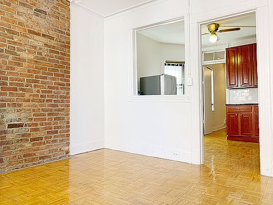 2nd image of 404 E 73rd St APT 18