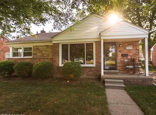 15957 Fox, Redford, MI 48239