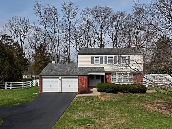 31 Farber Dr, Chalfont, PA 18914