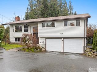 22027 88th Ave W, Edmonds, WA 98026