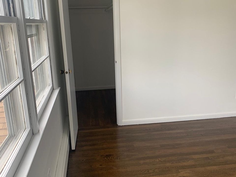 1st image of 228 Jessamine Ave