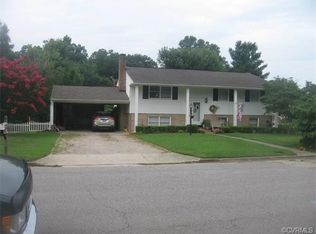 1303 Wellington Rd, Colonial Heights, VA 23834