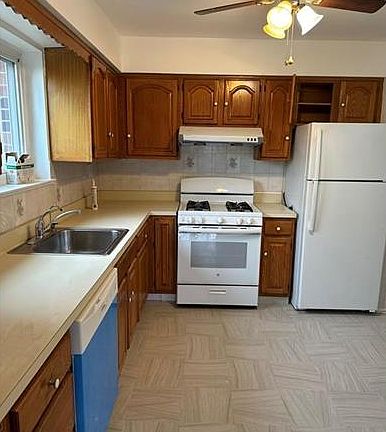 5th image of 3535 Ely Ave APT 2