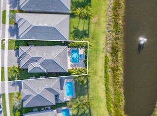 17521 Sparkling River Rd, Boca Raton, FL 33496