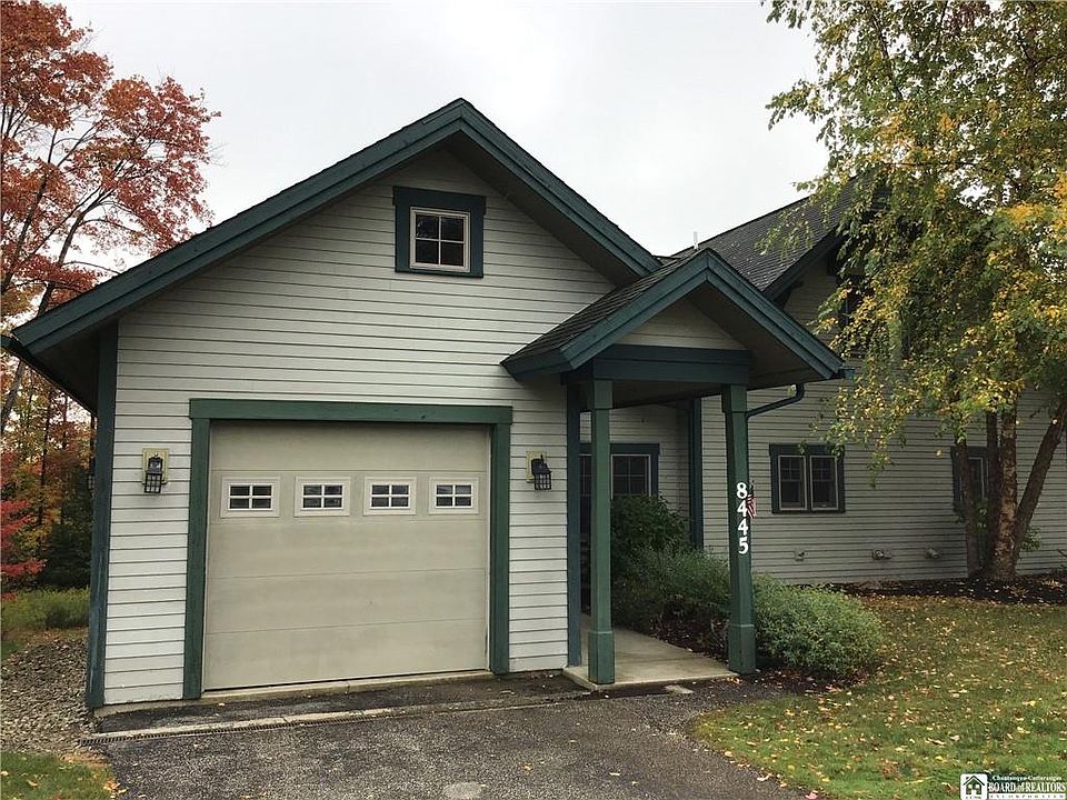 1st image of 8445 Highlands Ii Dr