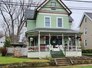 90 S Orchard St, Wallingford, CT 06492