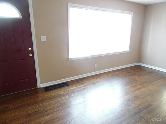 3rd image of 151 Westbrook Dr