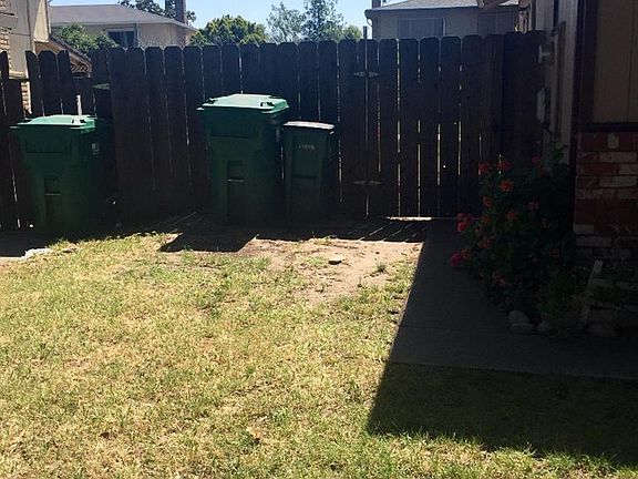 3rd image of 9658 Bowie Way