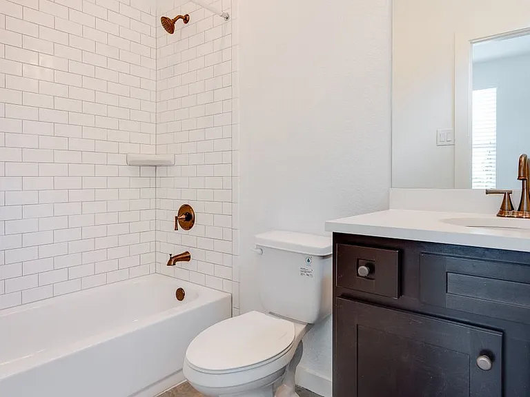2706 Forest Park Blvd — Photo 20