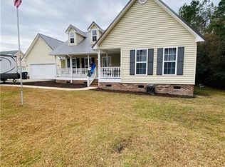 155 Dogwood Ave, Whiteville, NC 28472