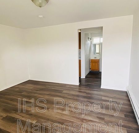 2nd image of 4335 Fallon Dr #4