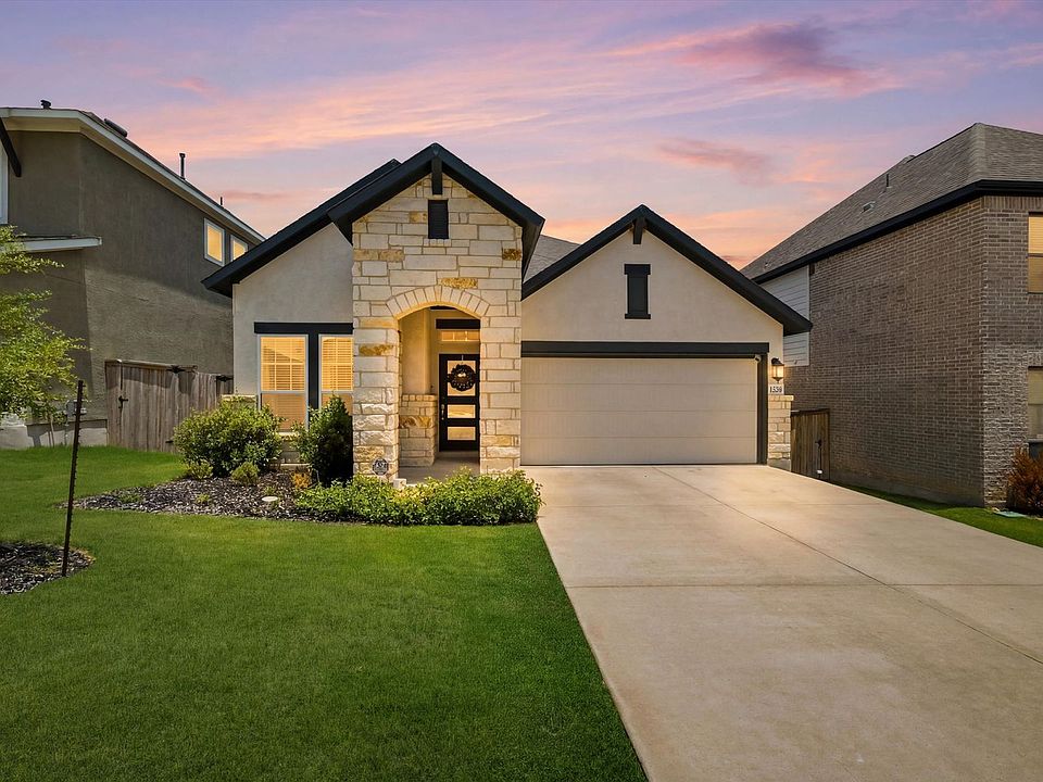 1st image of 2650 Vistablue Ln