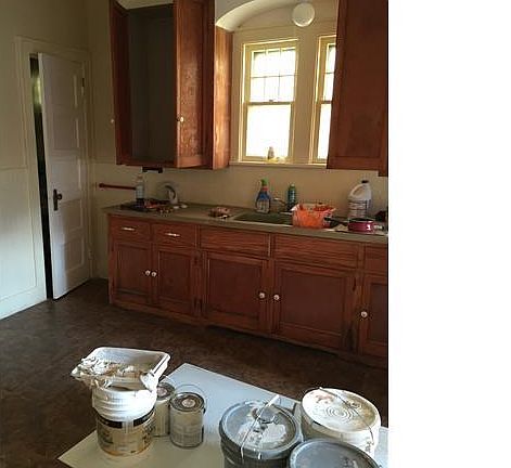 2nd image of 111 E Delavan Ave