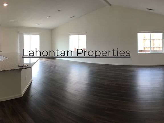 3rd image of 286 Redwall Ct