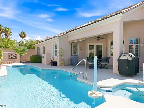2nd image of 2034 Bobtail Cir