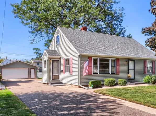1324 Buchanan St NE, Minneapolis, MN 55413