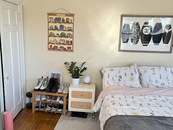 5th image of 155 Medway St APT 6