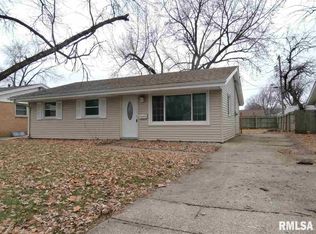 417 Fairlane Ave, Pekin, IL 61554