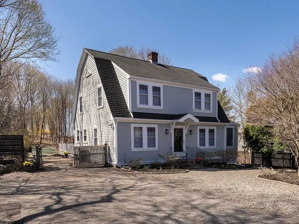 352 Concord Ave, Lexington, MA 02421