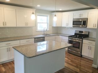 133 Farm St, Bellingham, MA 02019