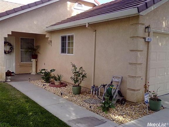 4th image of 815 Allacante Dr