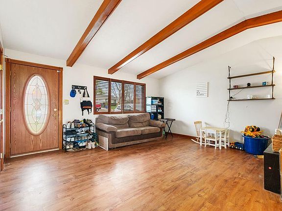 4th image of 5115 Jameson Dr