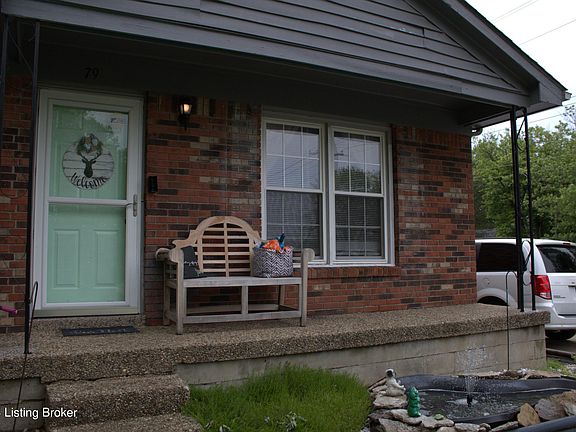 3rd image of 79 Arbor Green Ln