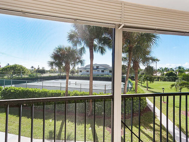 275 Palm Ave #A201 — Photo 33