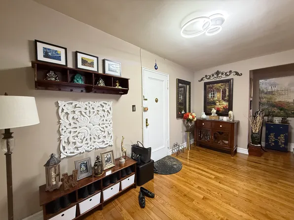 143-50 Hoover Avenue image 3 of 15