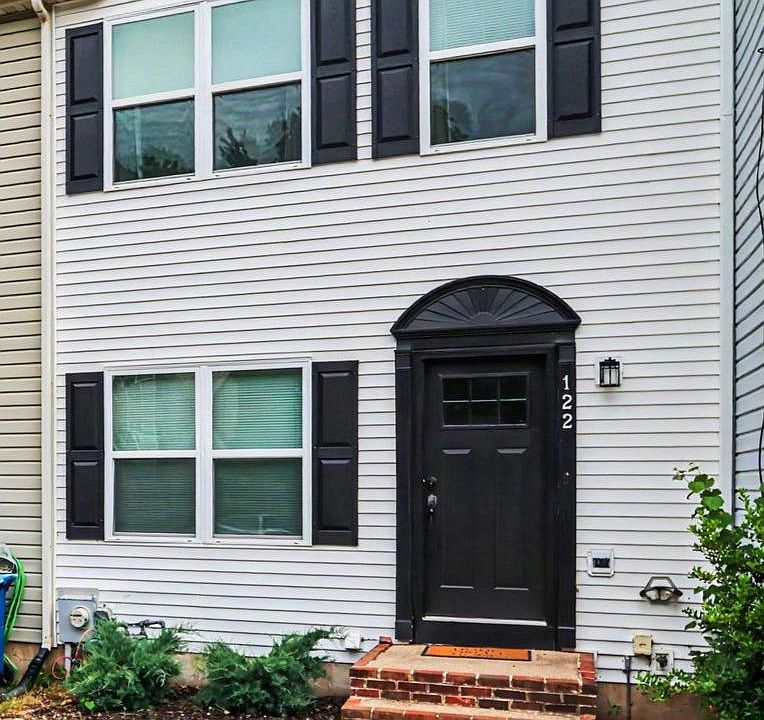1st image of 122 Cherry Tree Ln