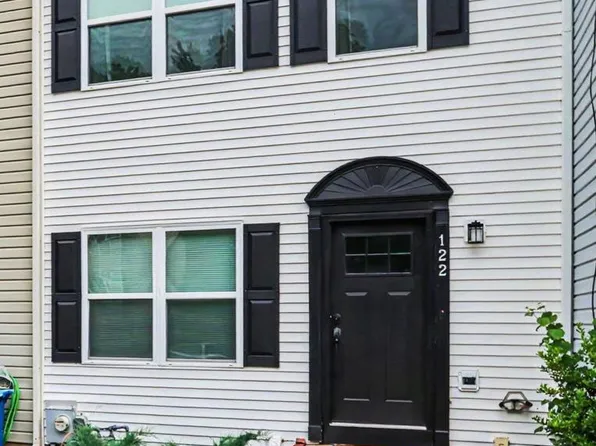 122 Cherry Tree Ln, Elkton, MD 21921