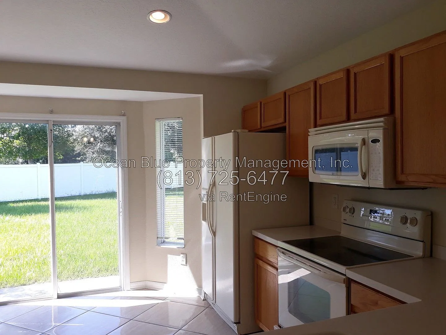 3 bed, 2.0 bath, 1600 sqft, $1,995 — Photo 4