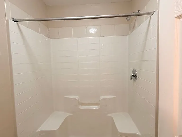 1320 Hendrix Rd #207 — Photo 43