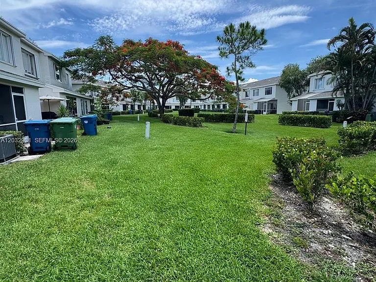 16682 Hemingway Dr — Photo 26
