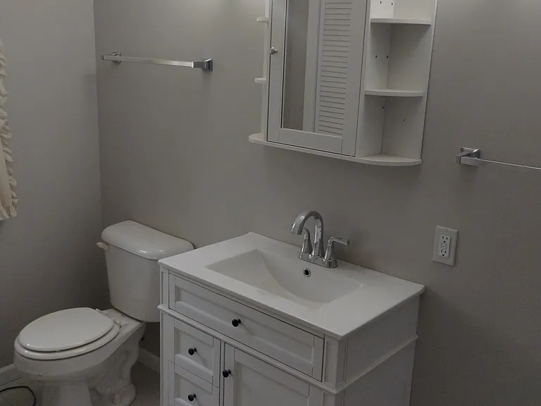 6205 Bixby Ave — Photo 13
