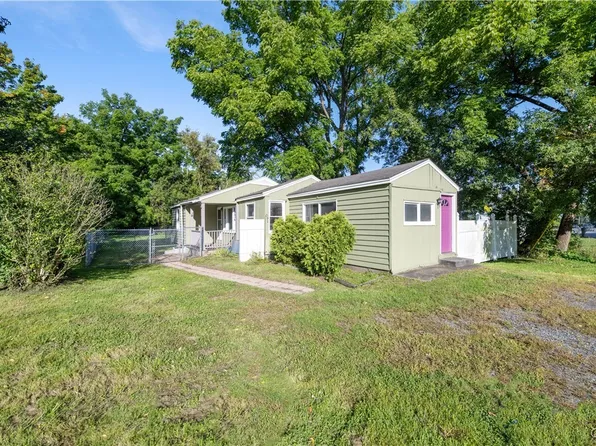 7689 Oswego Rd, Liverpool, NY 13090