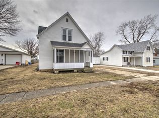220 E Lincoln St, Blue Mound, IL 62513