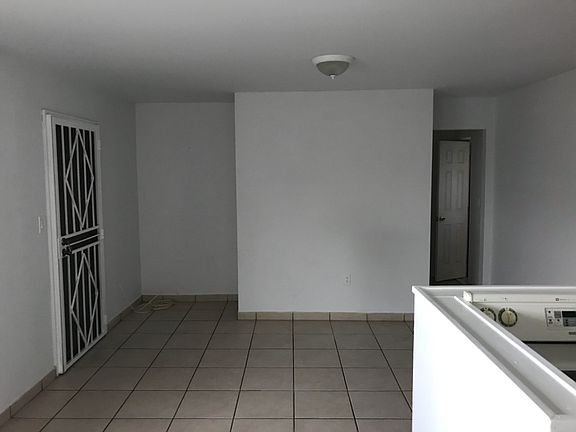 Apartment/private entrance 