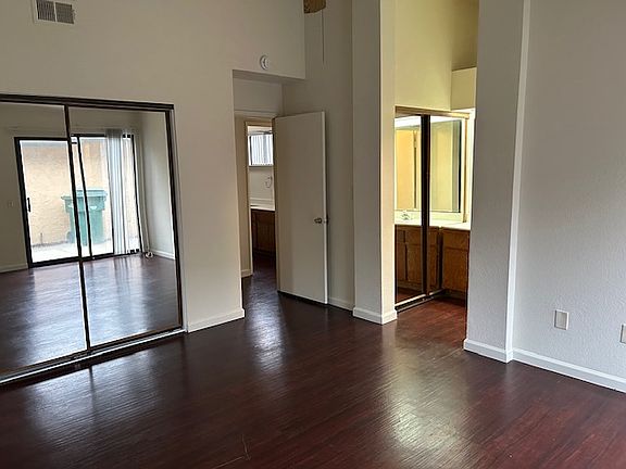 3rd image of 4517 Satinwood Way
